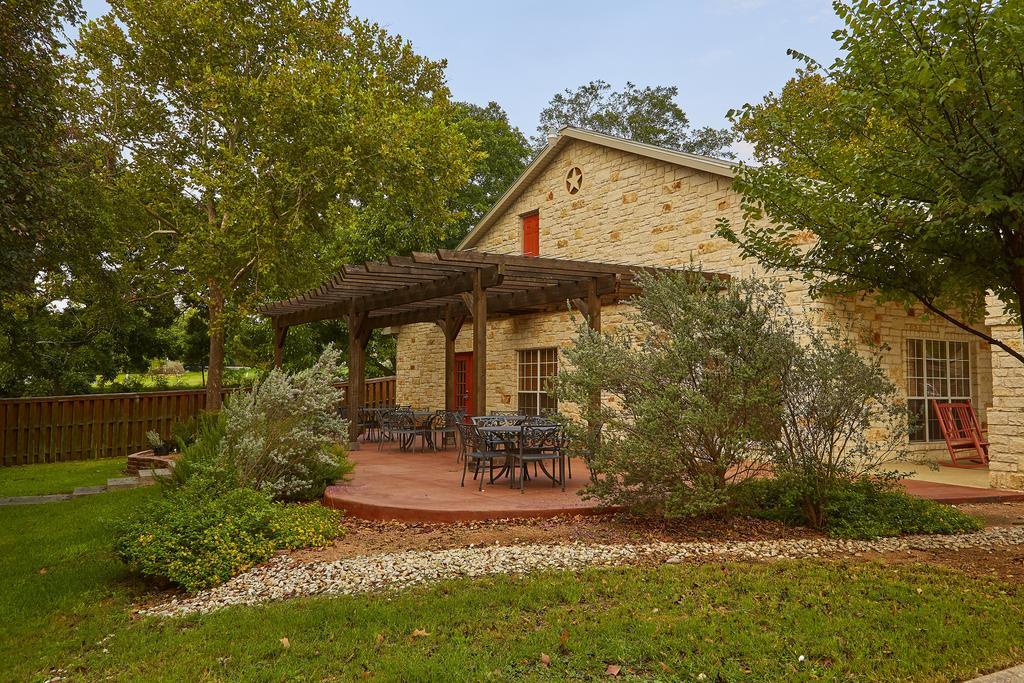 Fredericksburg Inn And Suites Exteriér fotografie